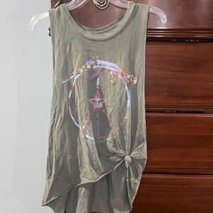 Obey, size M, olive green